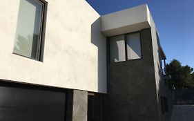 Very Beautiful Modern 2-Bed Apartment In Javea
